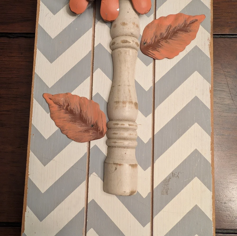 Chevron Wall Hook with Floral Accent
